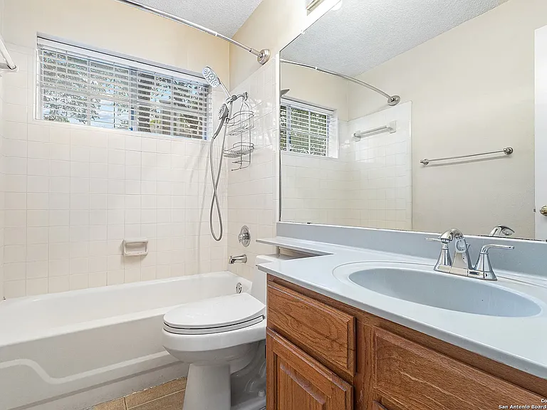 11682 Foxford — Photo 19