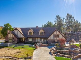 32944 Agua Dulce Canyon Rd, Santa Clarita, CA 91390