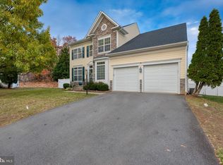 16504 Telescope Ln, Dumfries, VA 22026