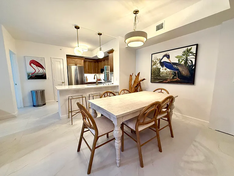 780 Sapodilla Ave #207 — Photo 5