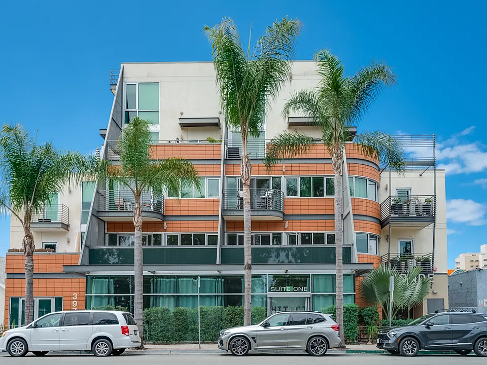 3980 9th Ave #208