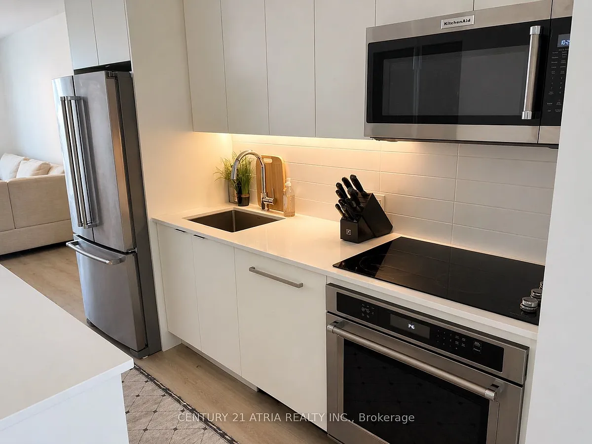 Building Photo - 181 Sheppard Ave E #808