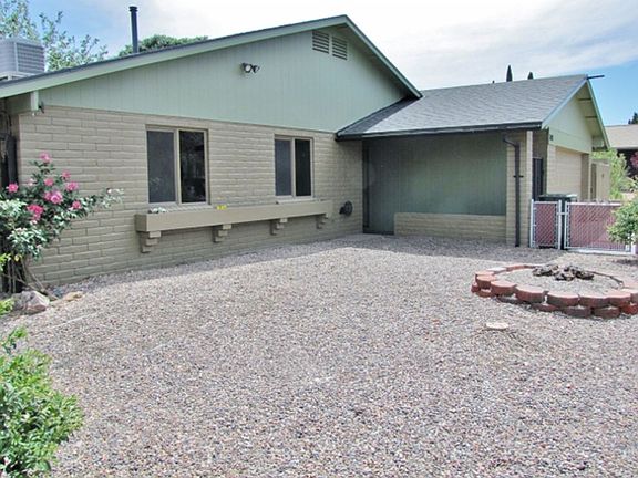 5th image of 1048 Quail Hollow Dr