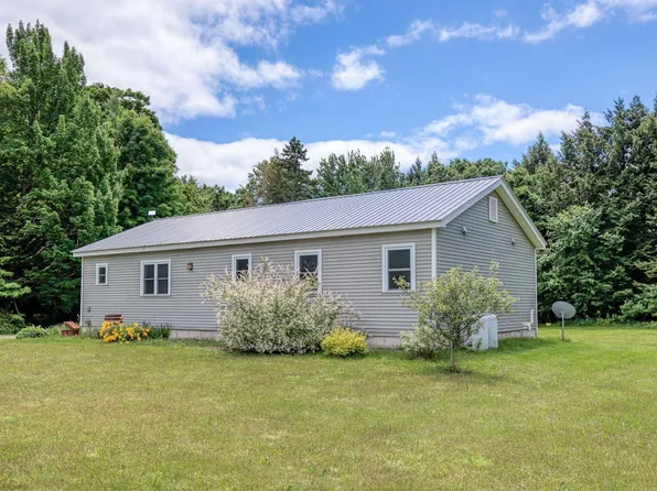 33 Bud's Way, Johnson, VT 05656-4454