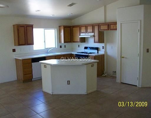 2nd image of 1017 Christopher View Ave
