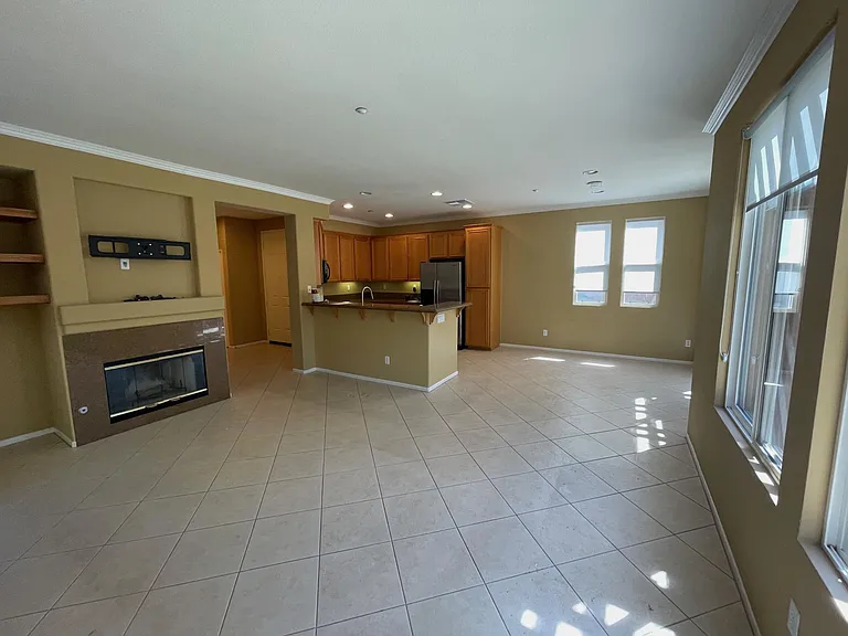 9963 Fieldthorn St — Photo 7