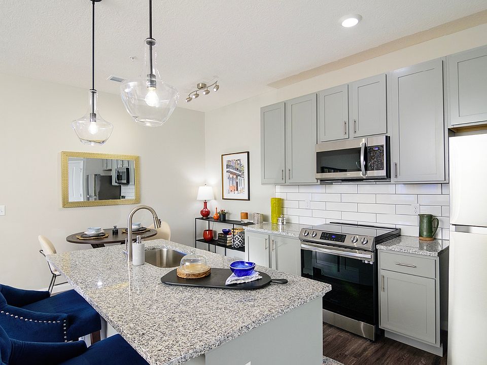 1st image of 448 Alder Dr #Ap204448
