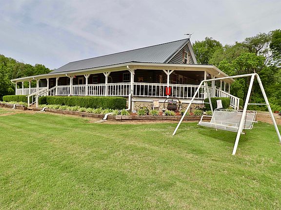 33rd image of 367 Junius Lee Rd