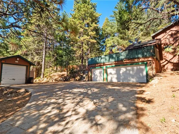 488 Oriole Dr, Twin Peaks, CA 92391