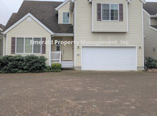 418 Covey Ln, Eugene, OR 97401
