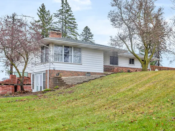 11311 Moscow Rd, Jonesville, MI 49250