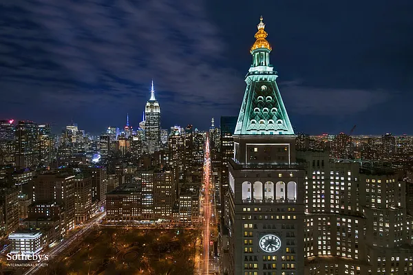 Sold by Sotheby's International Realty | media 7