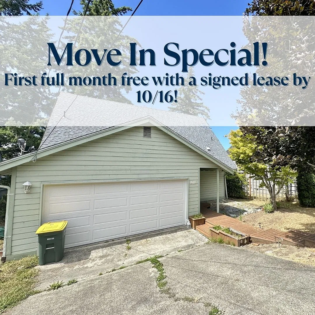 Rent Special - 1702 34th St! — Photo 1