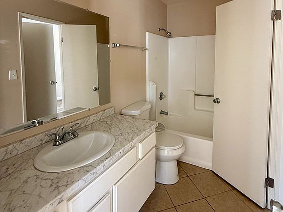 5th image of 20810 Arline Ave APT 7