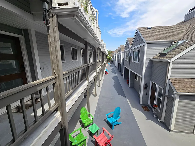 2201 Pearl St #217 — Photo 45