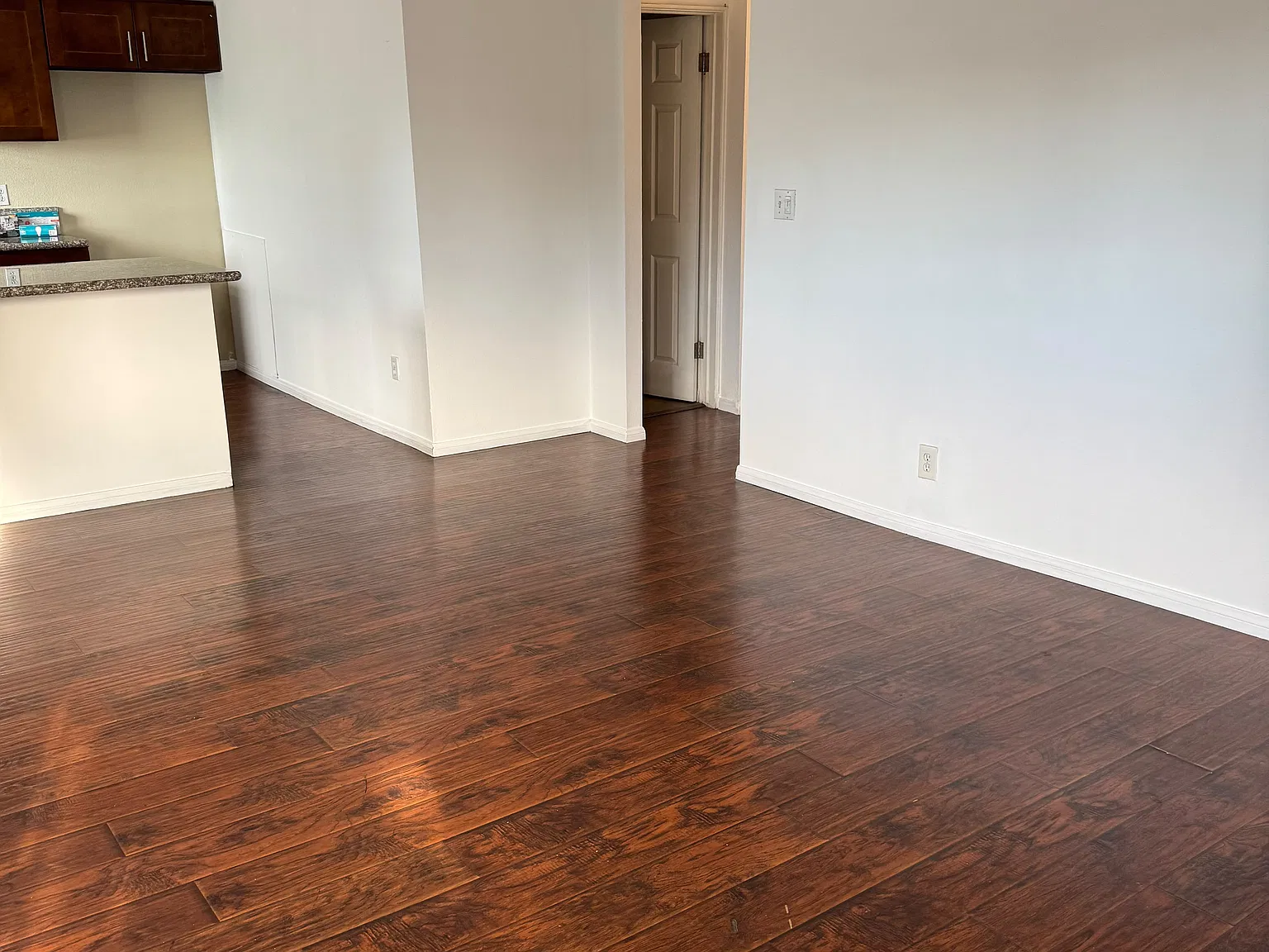 3 bed, 1100 sqft, $2,900 — Photo 1