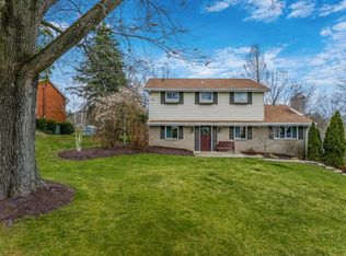 132 Marble Dr, Mcmurray, PA 15317