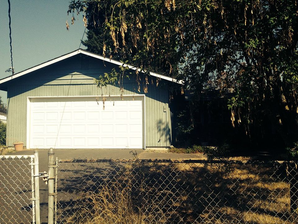 1st image of 3723 Tahoma Pl W