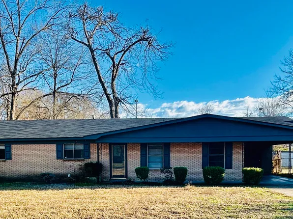 207 W Wilson Ave, Greenwood, MS 38930