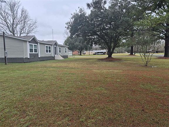 2nd image of 8390 Lebeau Rd