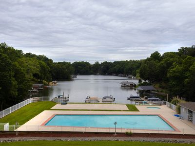 1089 Bluewater Dr, Moneta, VA, 24121