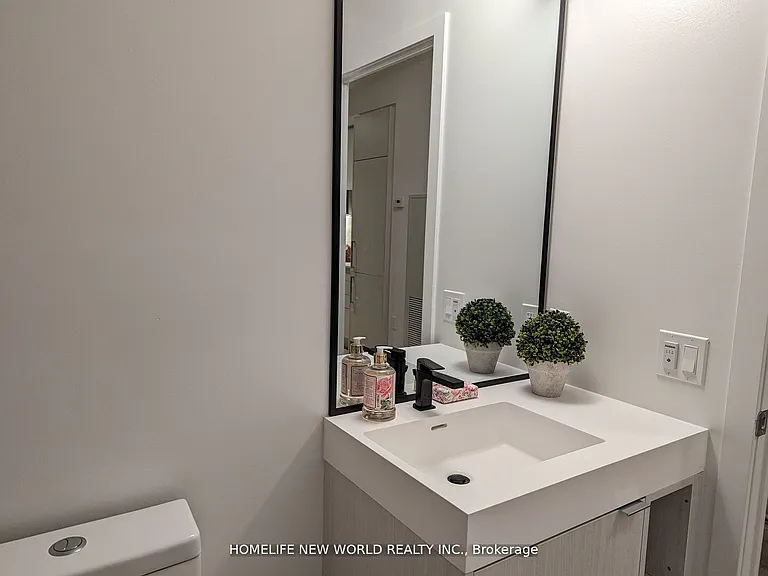 250 Lawrence Ave W #716 — Photo 17