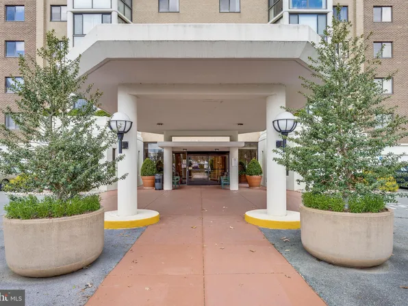 15115 Interlachen Dr #3714, Silver Spring, MD 20906
