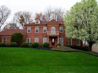 12511 Summer Pl, Oak Hill, VA 20171