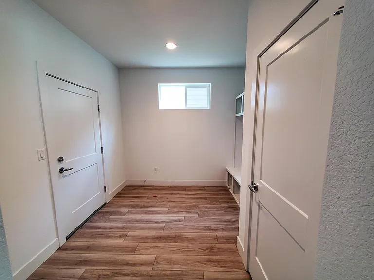 6106 Netherland Ct — Photo 7