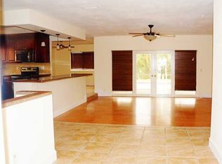 10848 NW 26th St, Sunrise, FL 33322