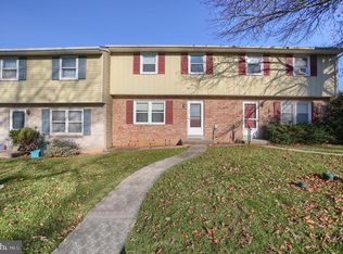 372 Jeff Ave, Ephrata, PA 17522