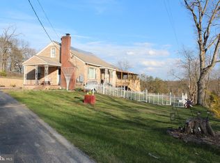 8905 Knobley Rd, Keyser, WV 26726