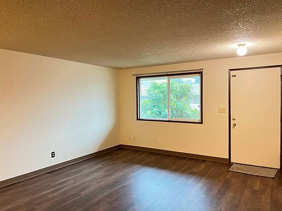 4th image of 4314-4388 State St #4330