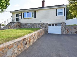 16 Waltham St, Woburn, MA 01801
