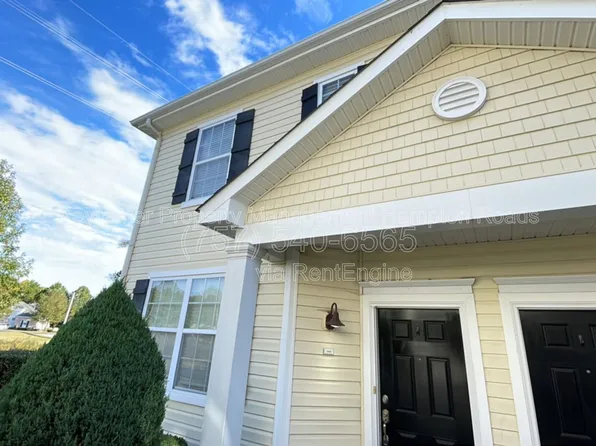 1450 Leckford Dr, Chesapeake, VA 23320