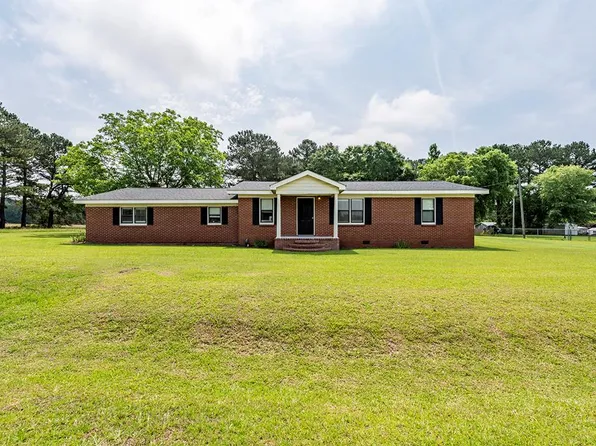 111 Massey Airport Rd, Sylvester, GA 31791