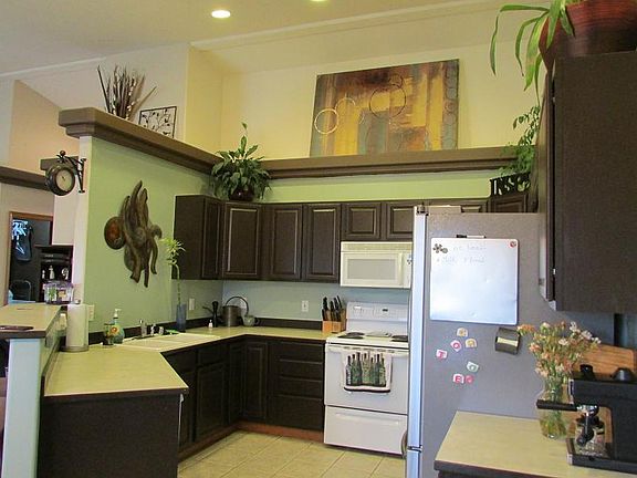4th image of 213 E Inglewood Dr