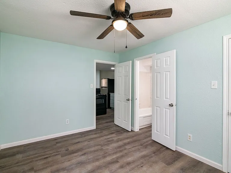 811 S Mesquite St #1-12 — Photo 15