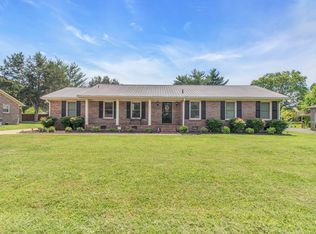 2211 Oakhaven Dr, Murfreesboro, TN 37129