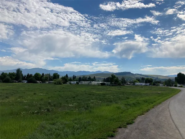 6425 Training Dr, Missoula, MT 59808