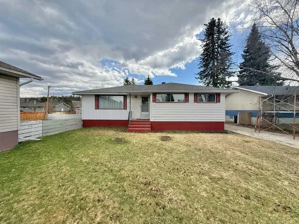 114 NW Willow Dr, Hinton, AB T7V 1E5