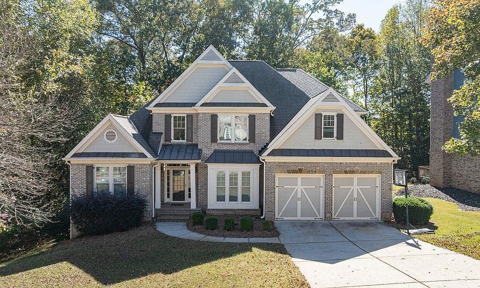 1st image of 9823 Forest Hill Dr