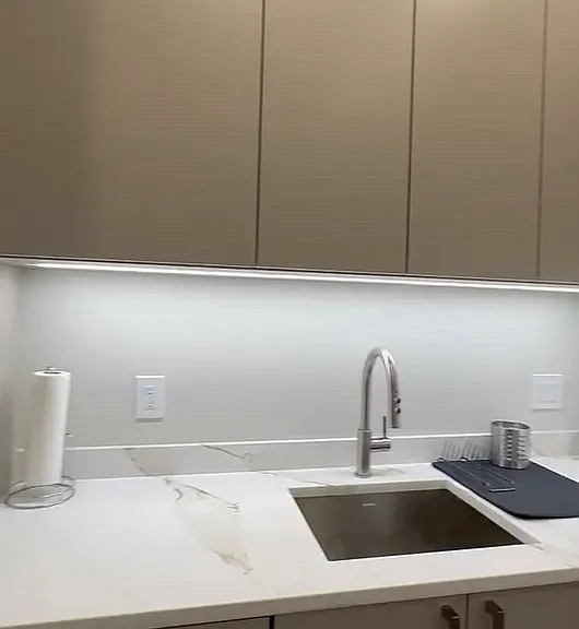 44 Temple Pl #3 — Photo 3