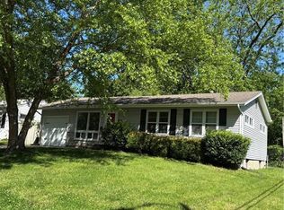 811 W Union Cir, Independence, MO 64050