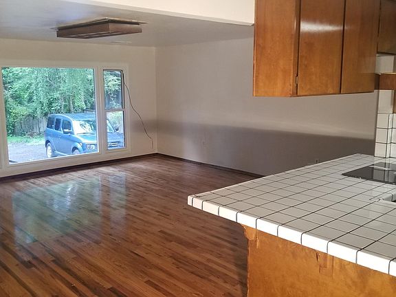 3rd image of 2999 Brier Ln