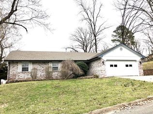 273 Redbud Ln, Tahlequah, OK 74464