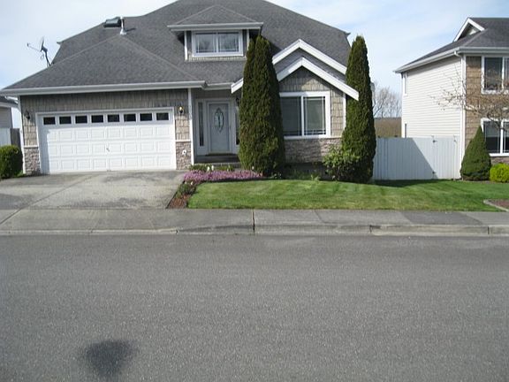 2nd image of 5906 68th Dr NE