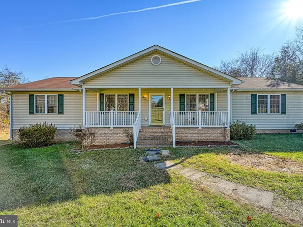 628 Carter Rd, Louisa, VA 23093