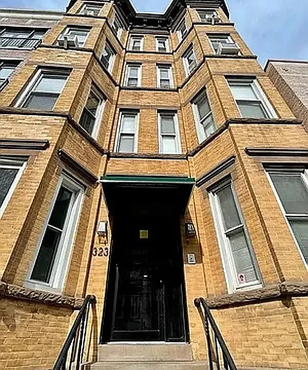 Building Photo 3