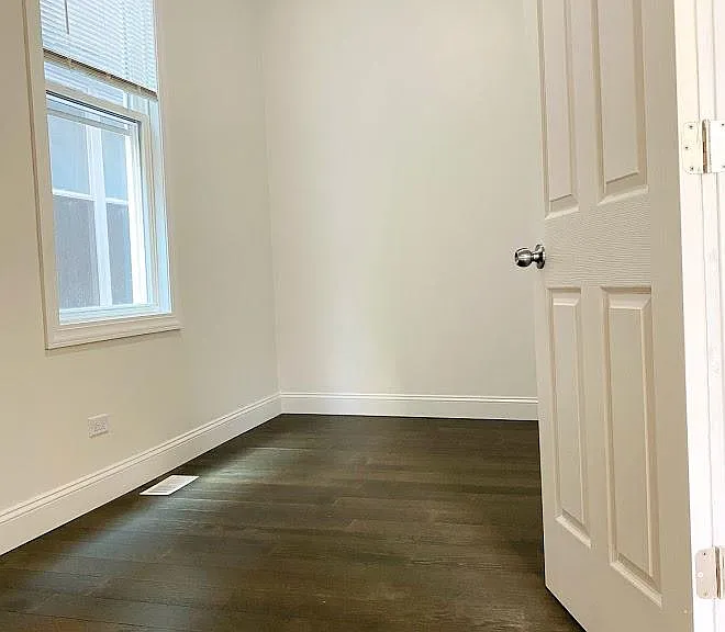 1629 N Fairfield Ave #1 — Photo 7